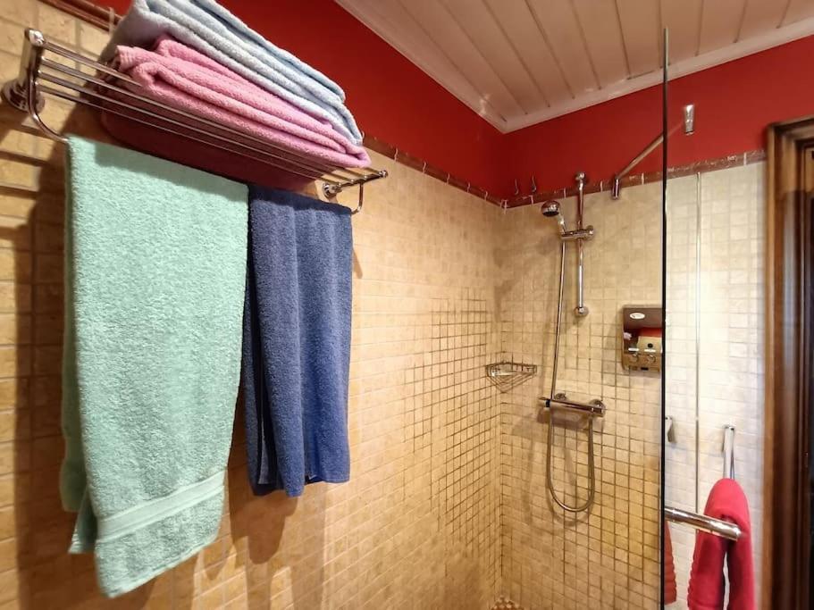 Espectacular Y Acogedor Apartamento Con Todas Las Comodidades Biescas  Exterior foto